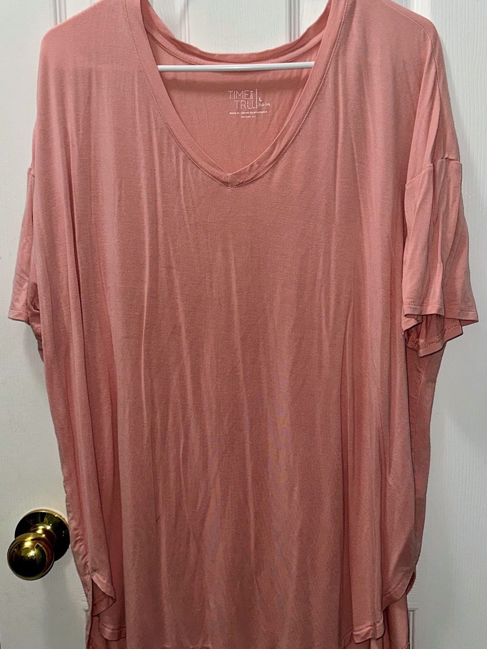 Time and Tru Women’s V-Neck Tee in Dusty Rose Pink